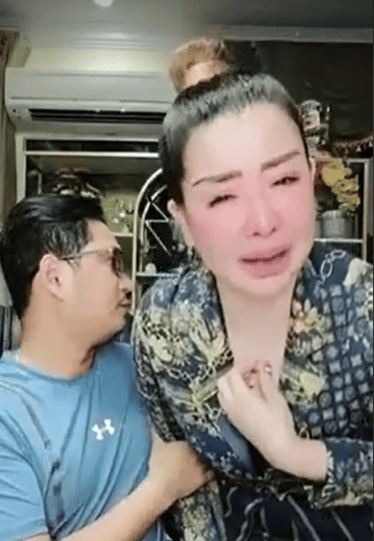 លោកជំទាវឧកញ៉ា អ៊ាន សៀវមុី