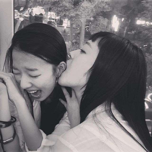 Sun Ah និង Sulli&nbsp;