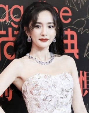 Yang Mi