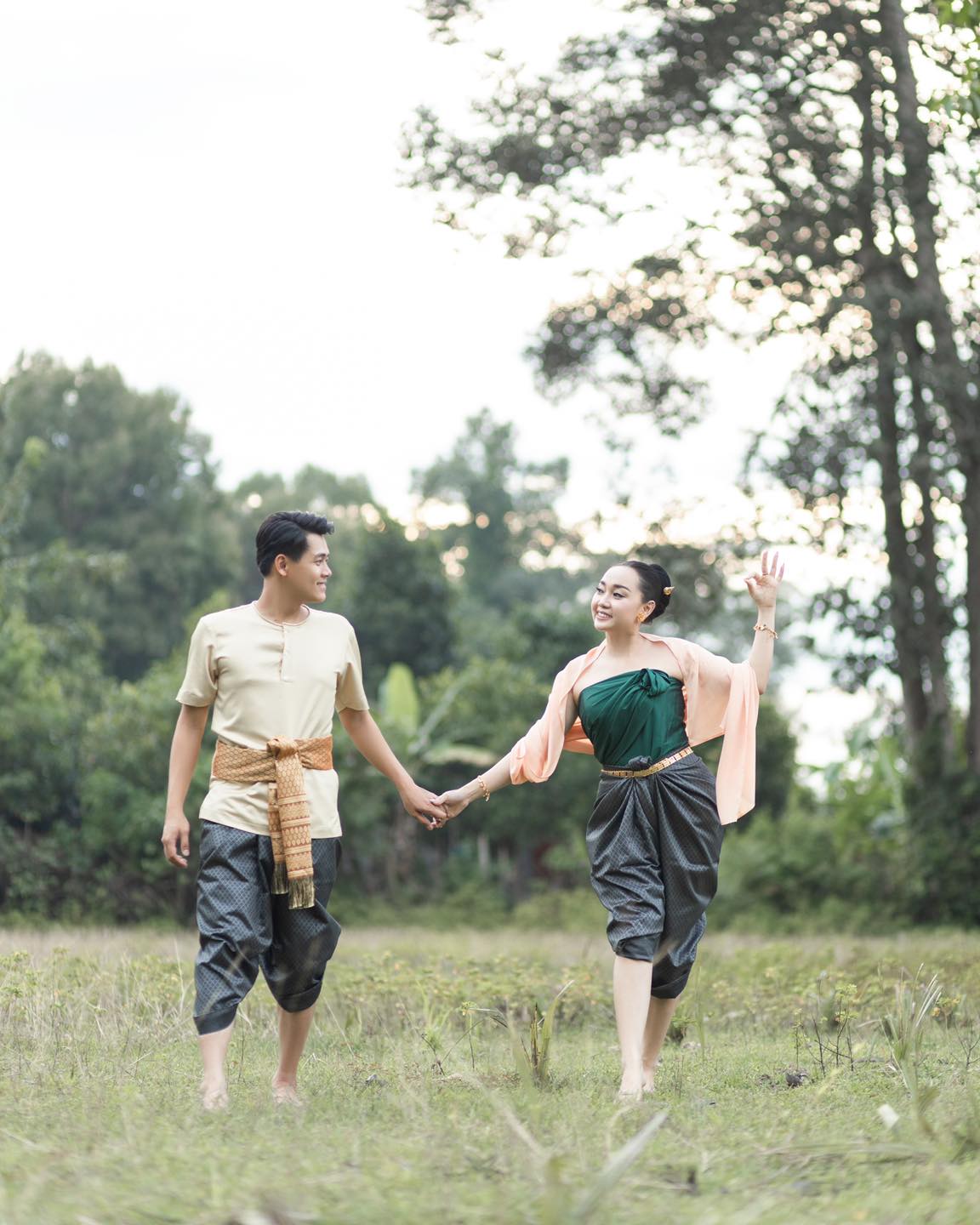 &nbsp;ភិន សុដាលីស និងូស្នេហ៍