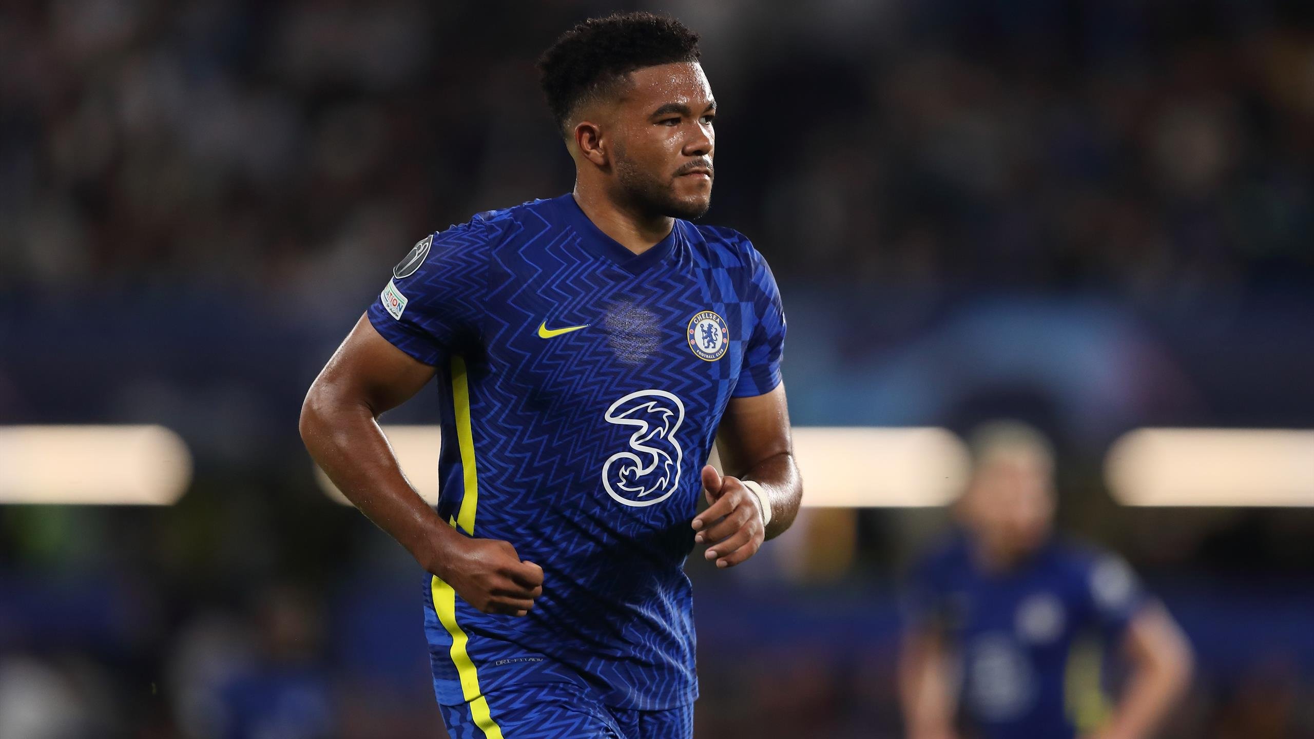 &nbsp; ខ្សែការពារ&nbsp;Reece James
