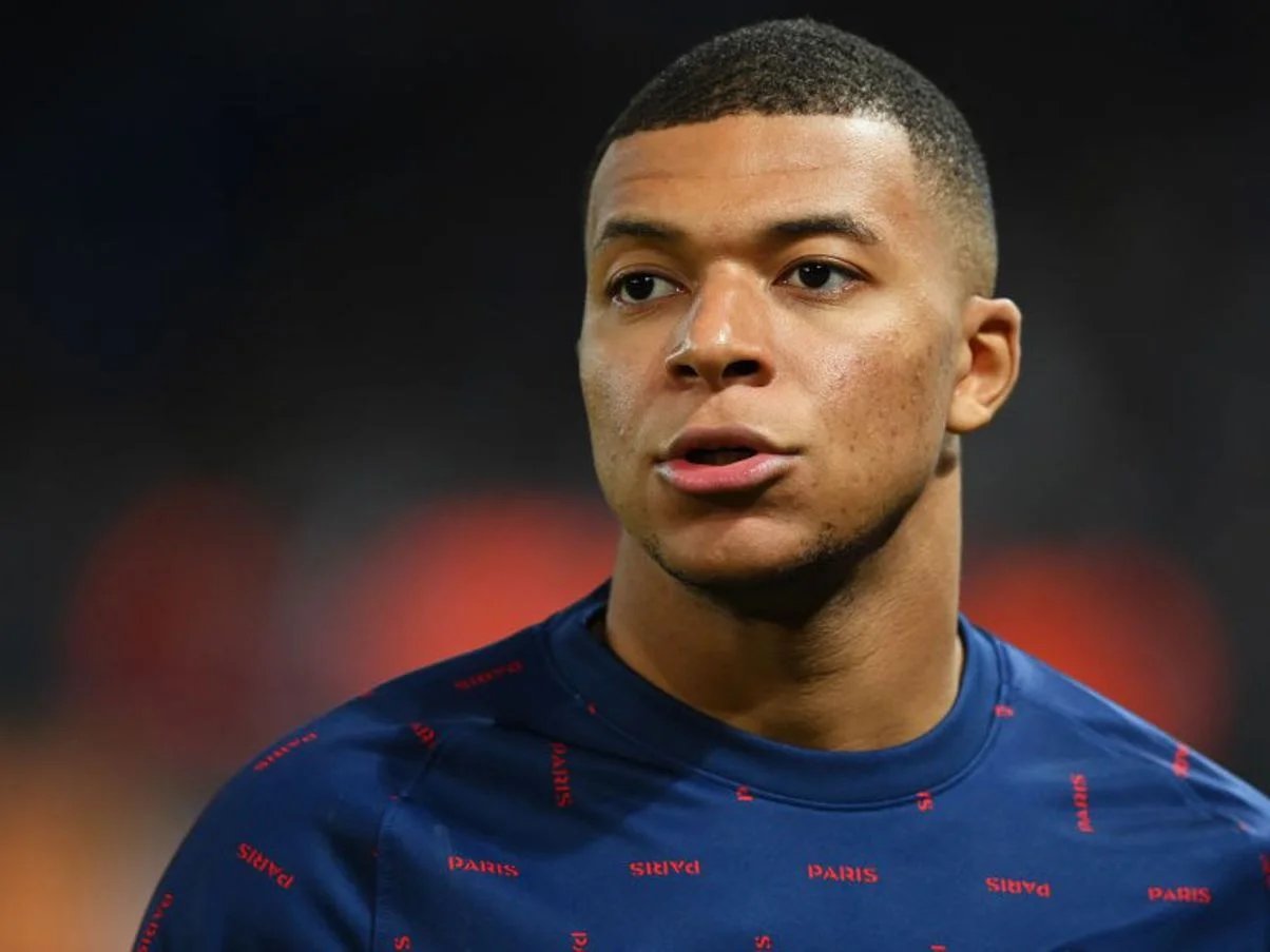 &nbsp; កីឡាករ Kylian Mbappe