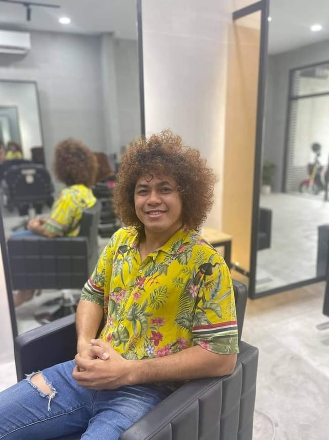 &nbsp; &nbsp;លោក&nbsp;វី ជីវ័ន្ត