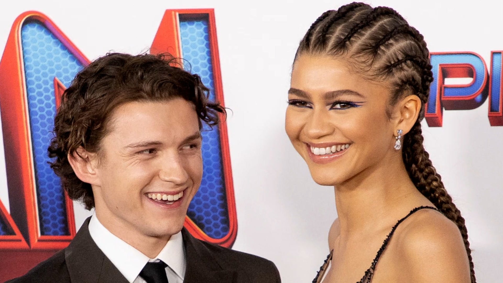 Tom Holland និង Zendaya