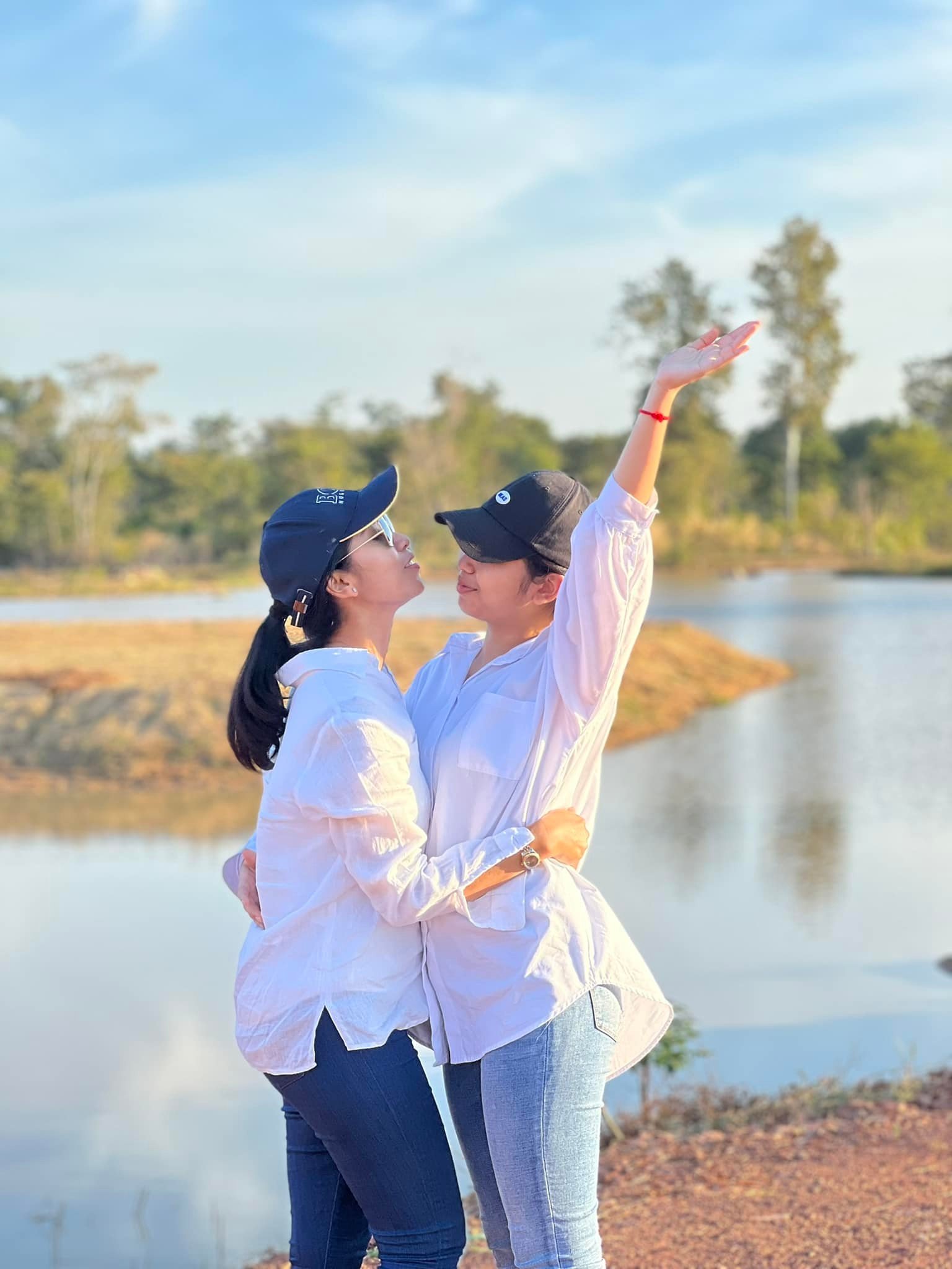 យុគ ចិន្តា និងកូនស្រី