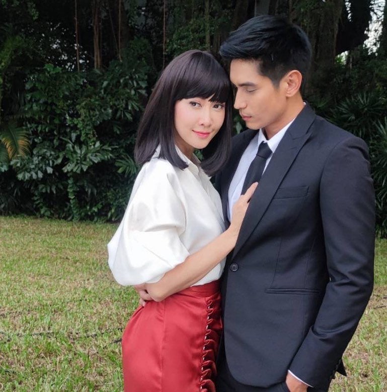 Yui និង ស្វាមី
