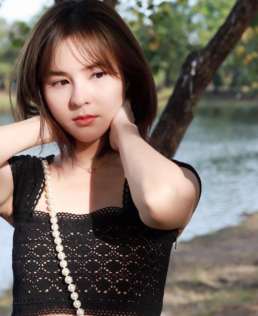 Aom Sushar