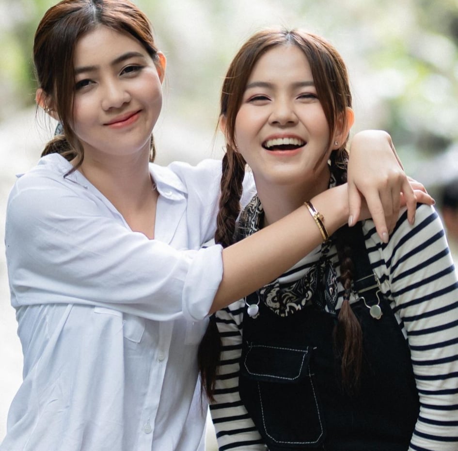 យូប៊ីន និងប្អូនស្រី