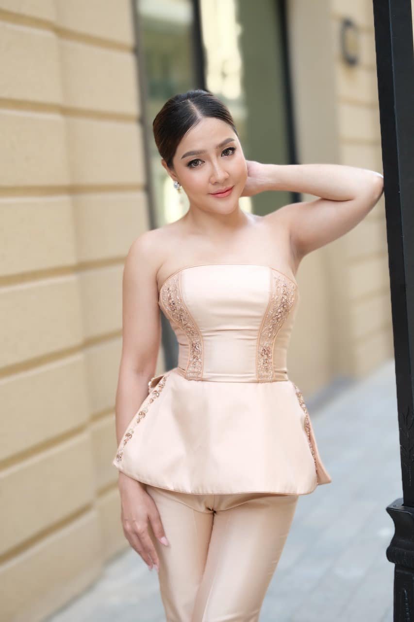 &nbsp;ហេង កែវនីតា