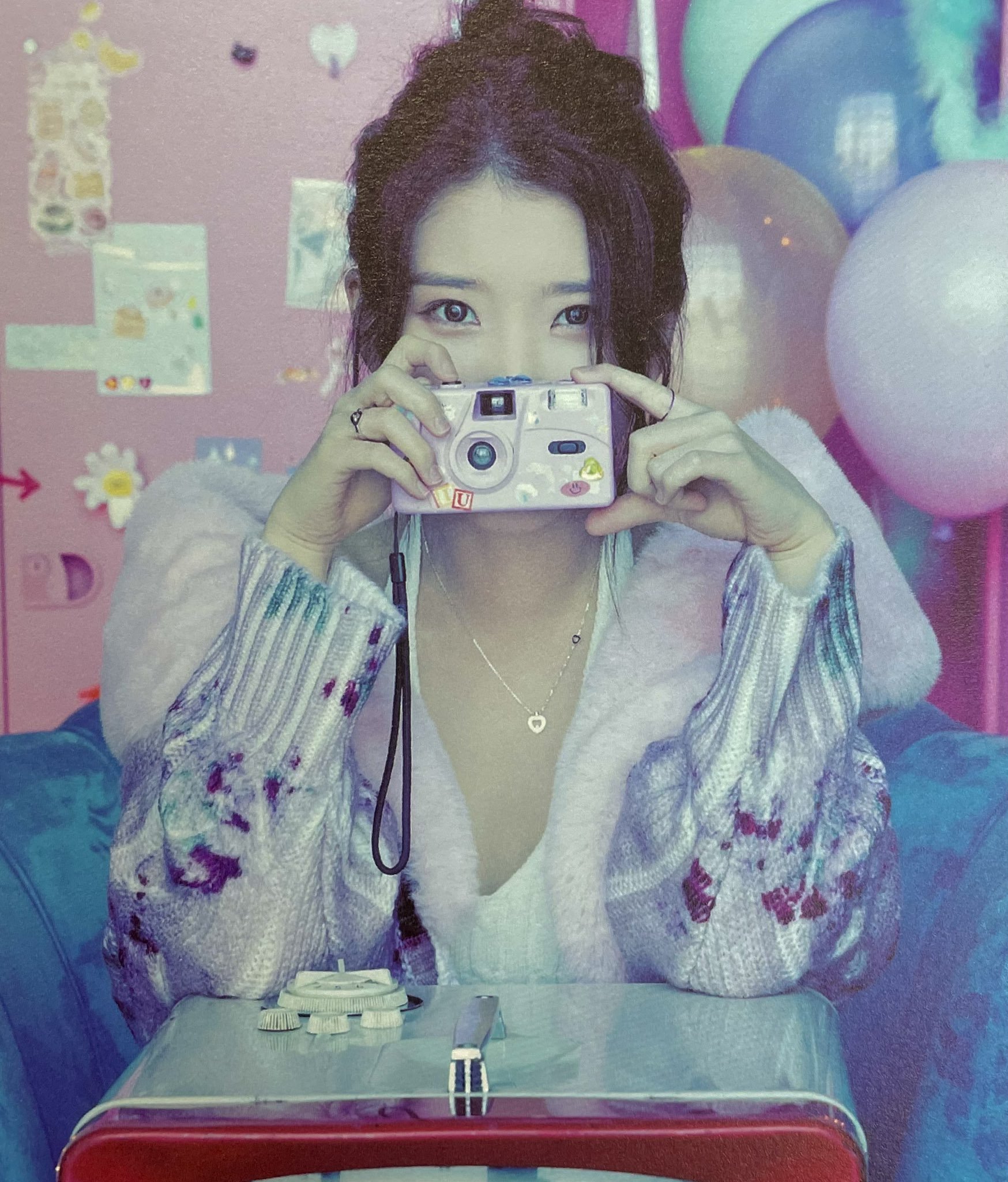 IU