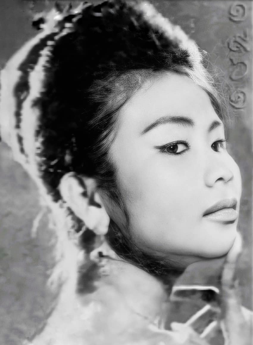 កែវ មន្ថា