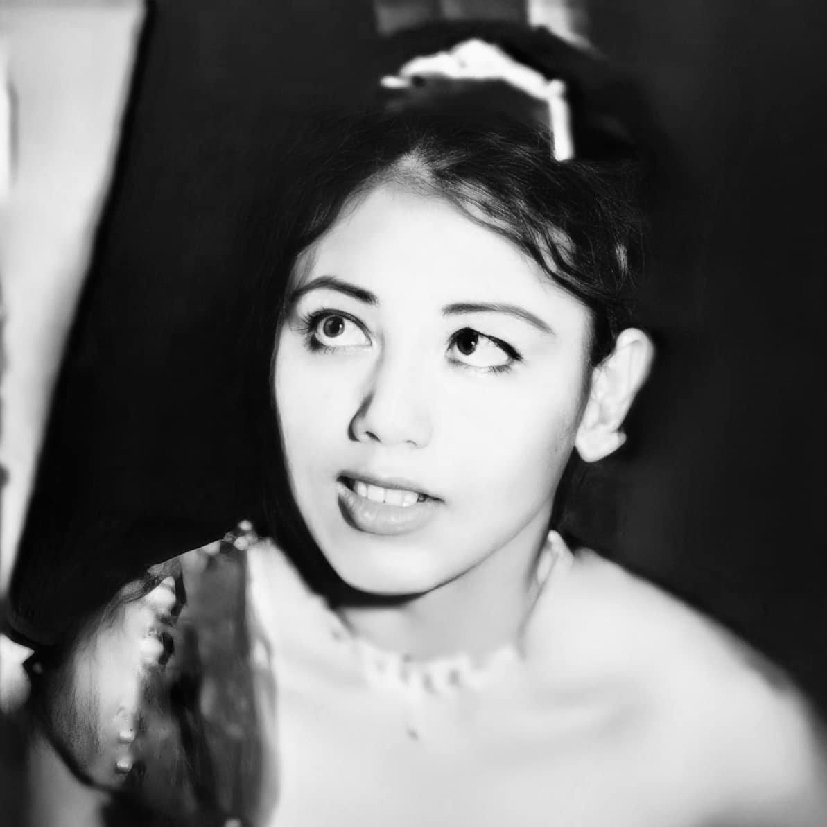 ភួង ផល្លី