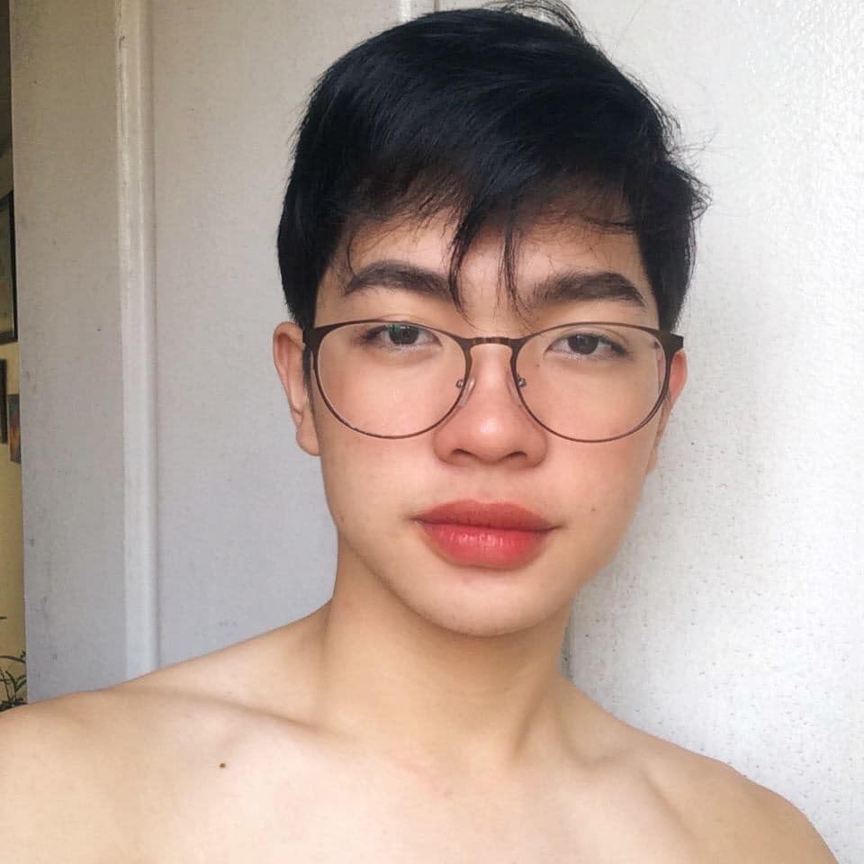 Ryan Zandy Acuin (មុនតែងស្រី)