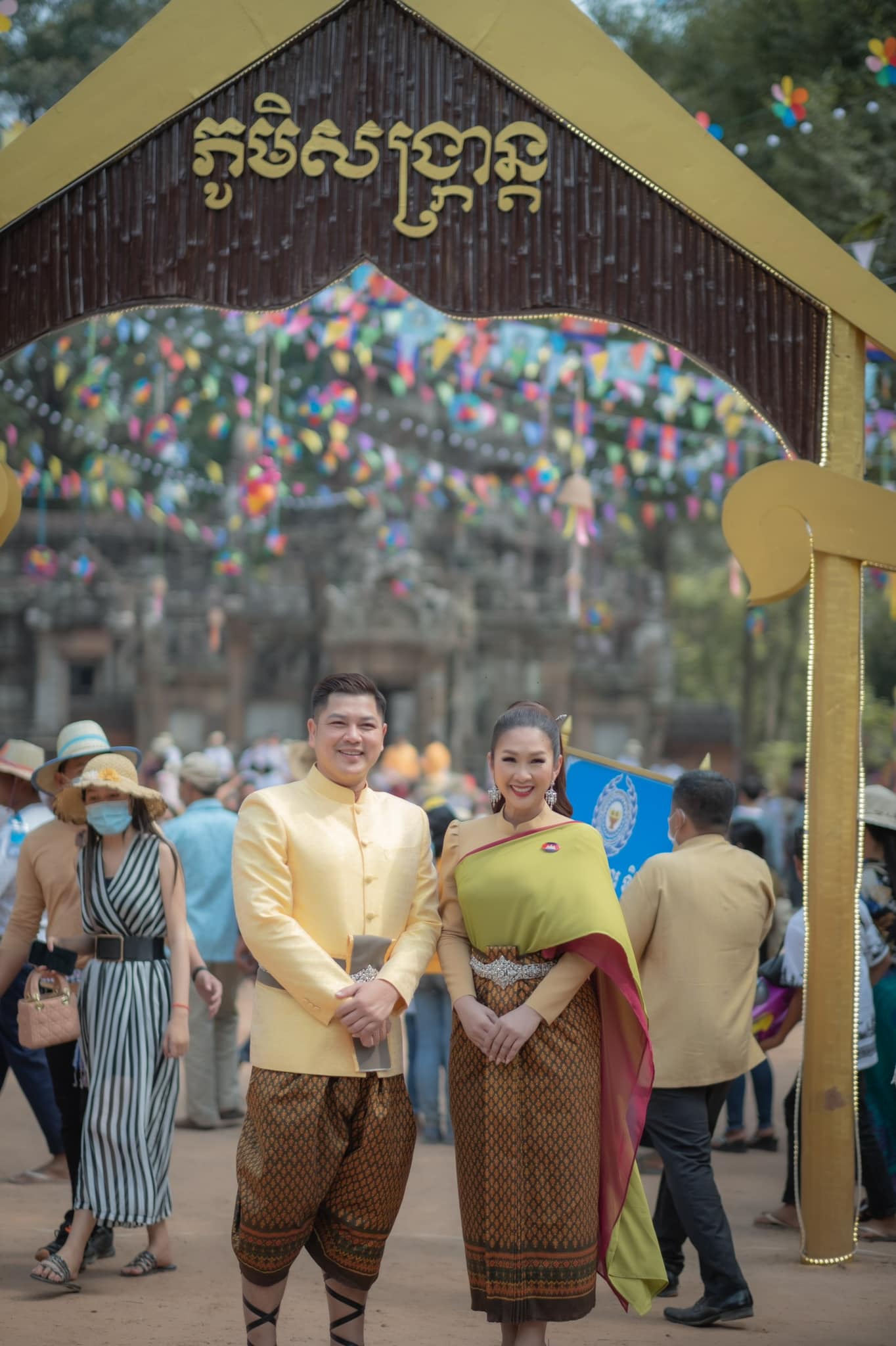 ជា វិបុល និងភរិយា&nbsp;