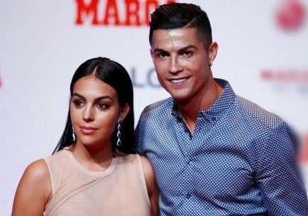 Ronaldo និង មិត្តស្រី