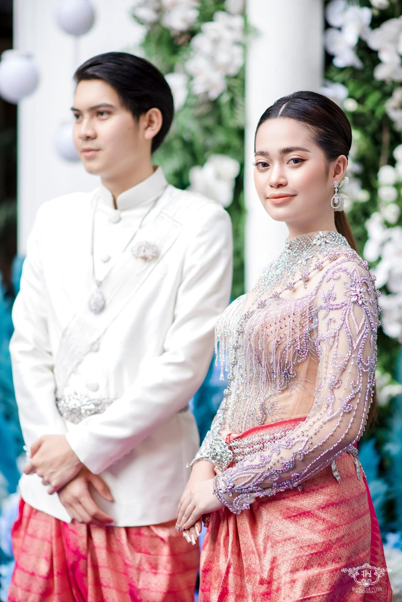 នីឡា និងស្វាមី