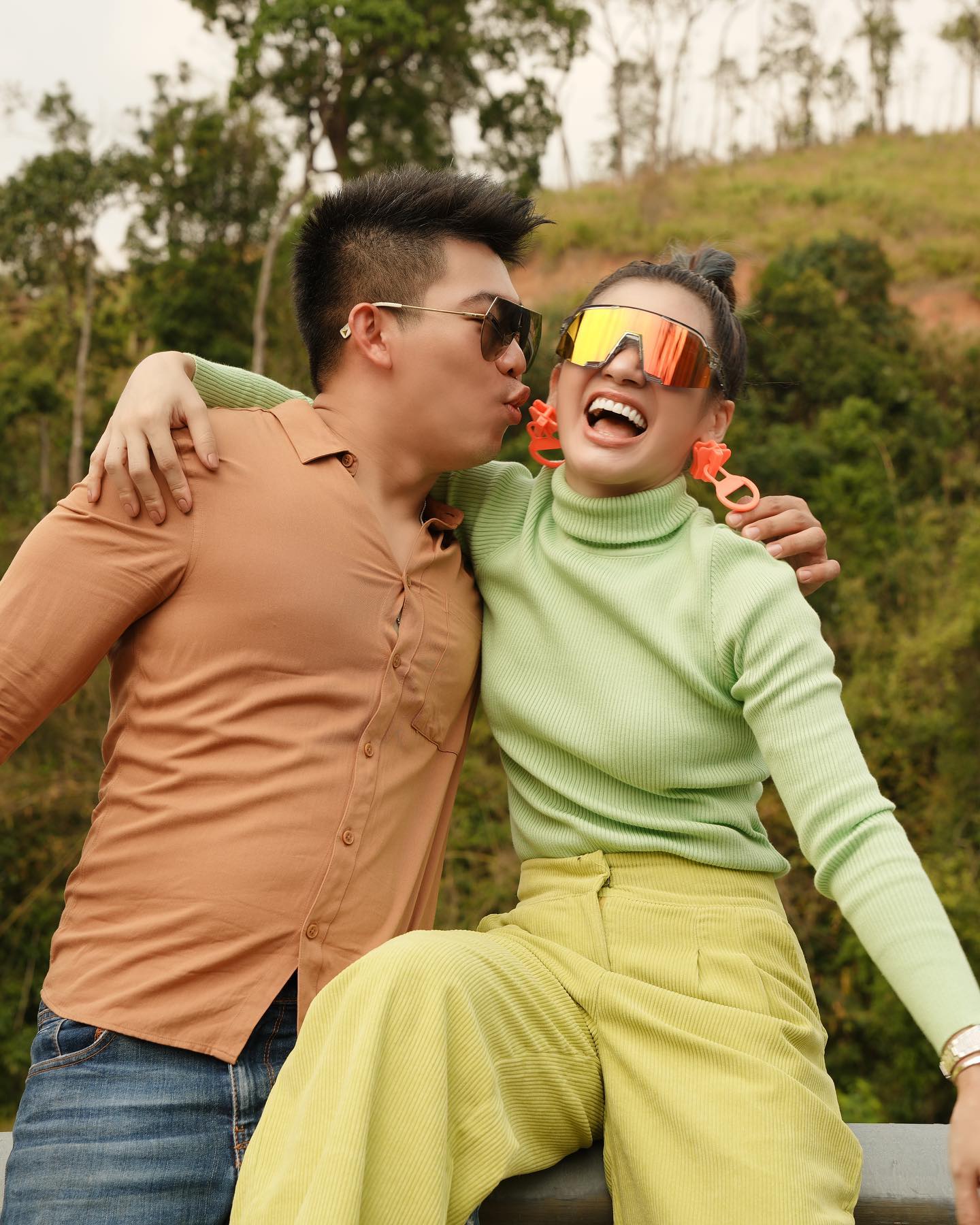 គង់ ចាន់ស្រីមុំ និងស្វាមី