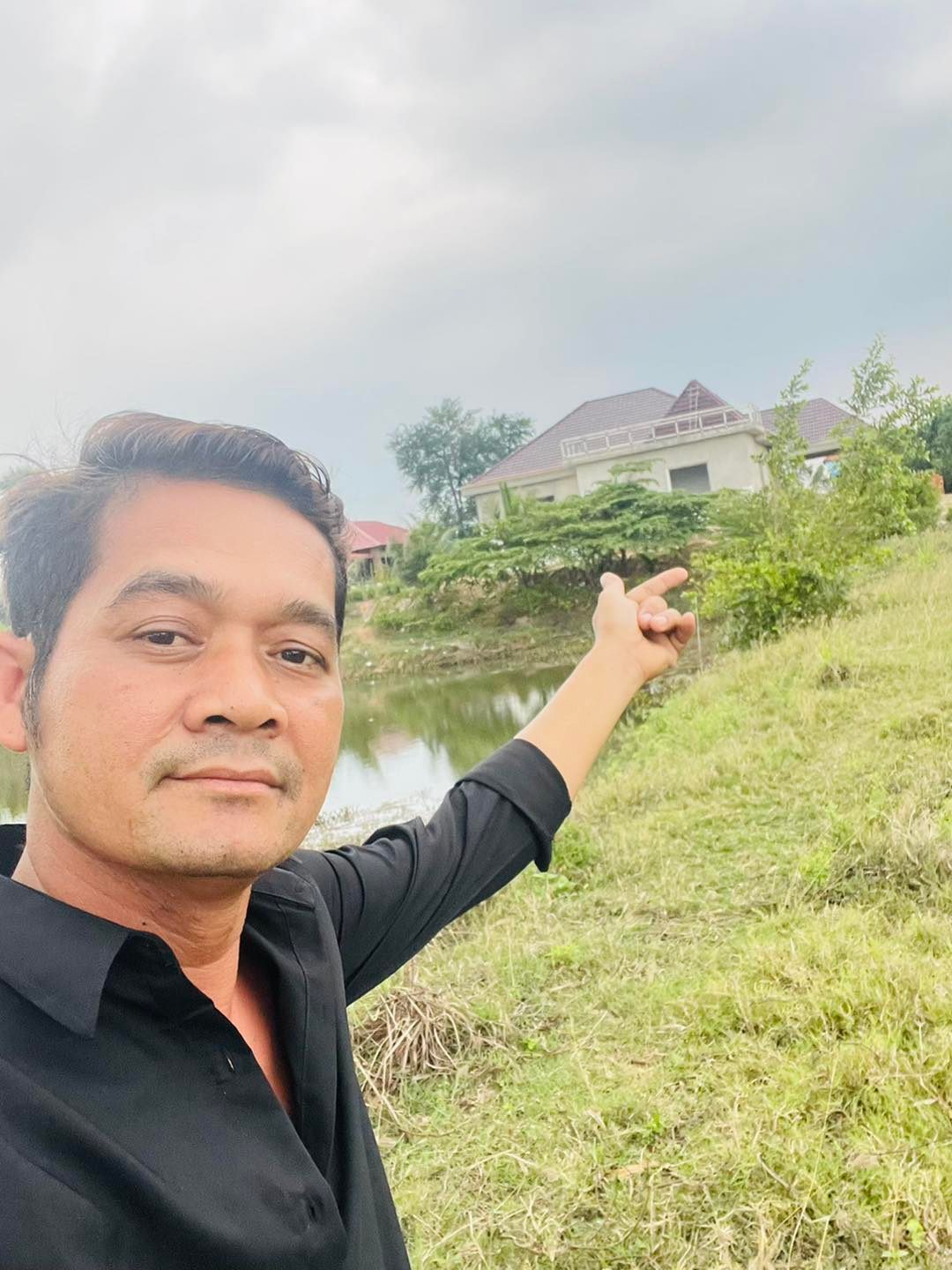 នាយក្រូច