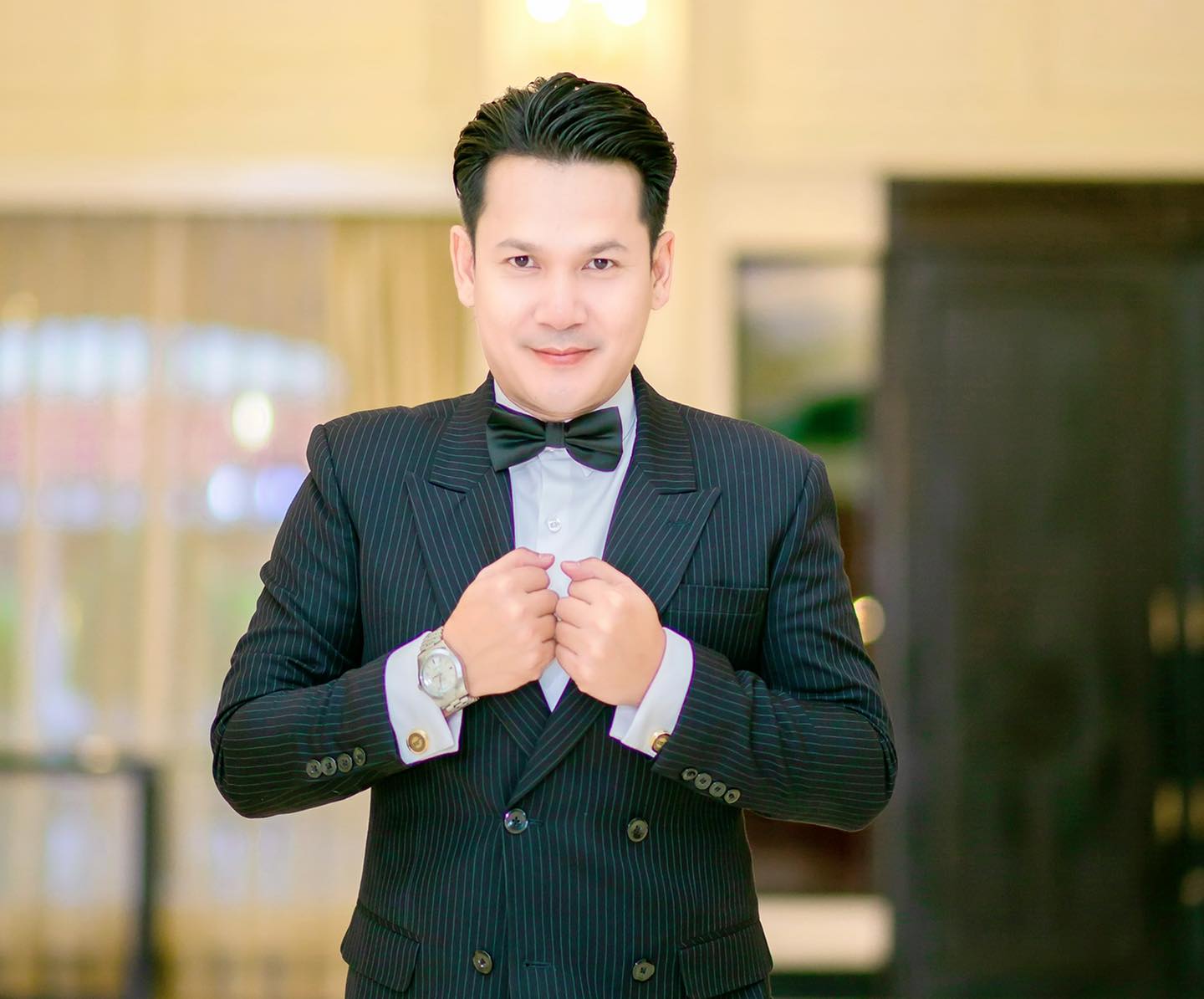 ខាន់ ជេមស៍&nbsp;