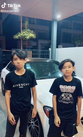 កូនប្រុស ខាន់ ជេមស៍