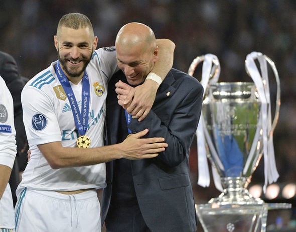 ខ្សែប្រយុទ្ធ&nbsp;Karim Benzema និងលោក Zinedine Zidane&nbsp;