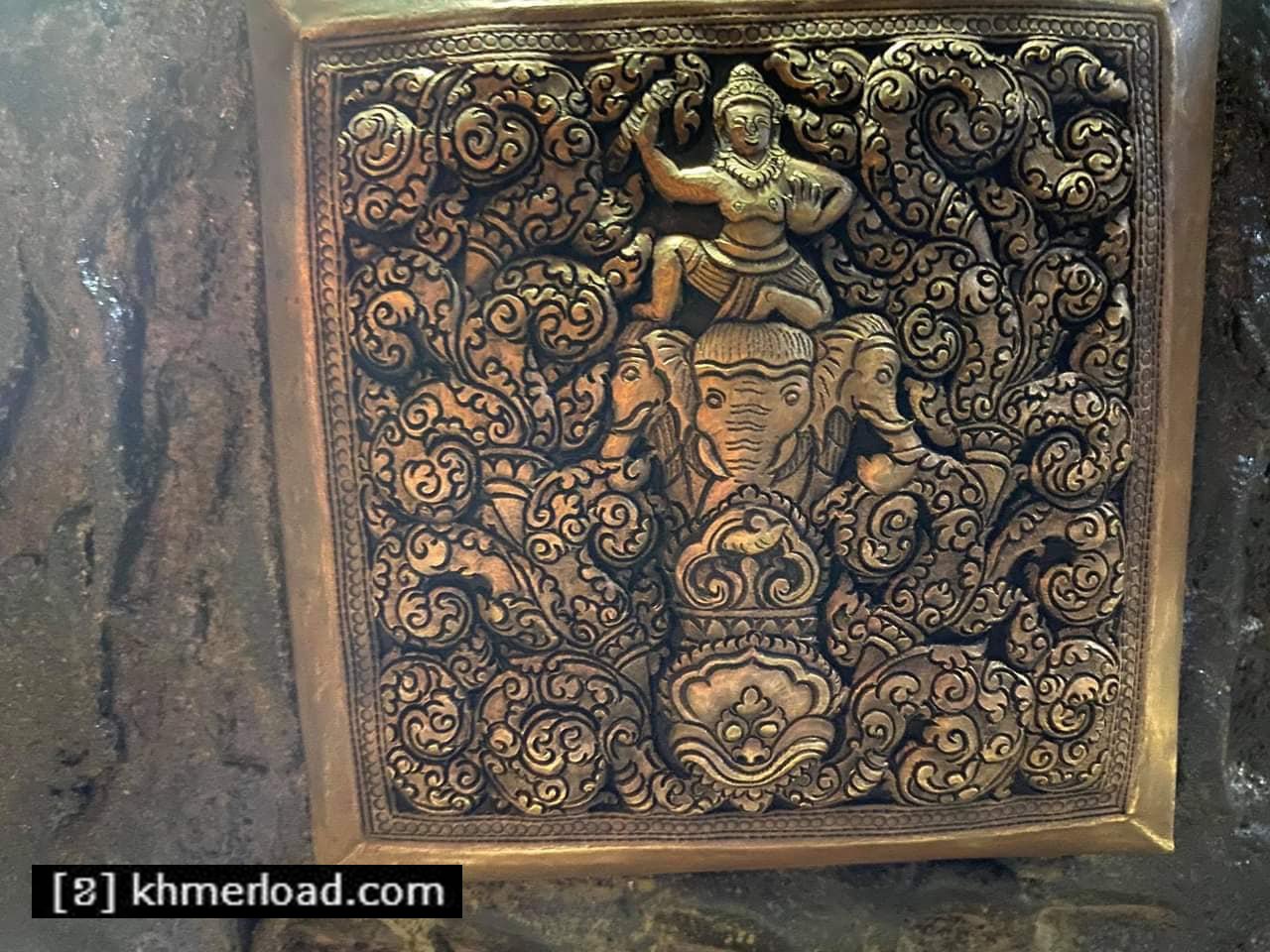 ស្នាដៃចម្លាក់របស់លោកពូ ជា យុទ្ធា