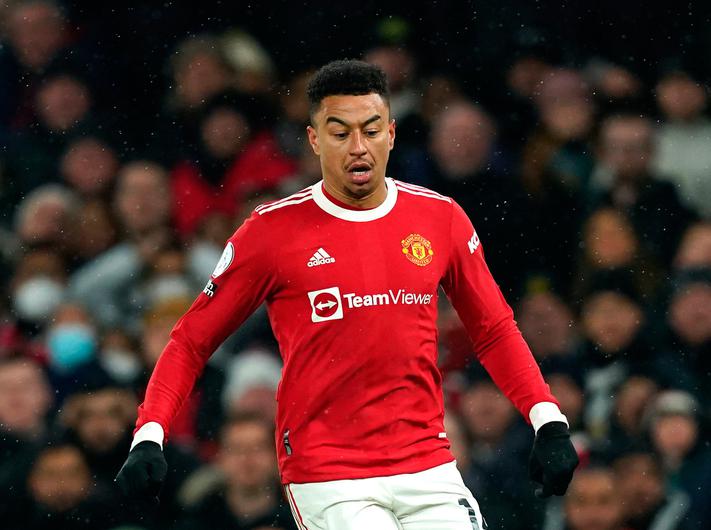 ខ្សែបម្រើ&nbsp;Jesse Lingard