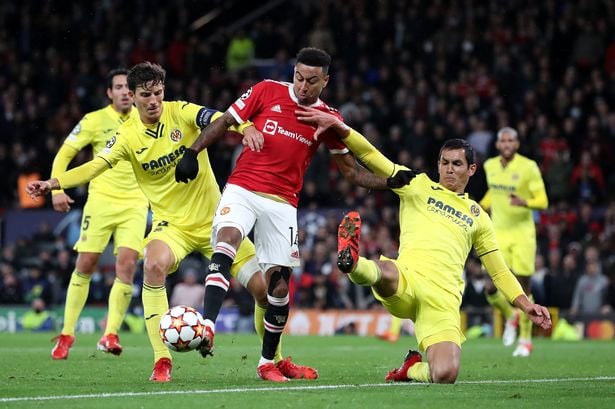 ខ្សែបម្រើ&nbsp;Jesse Lingard