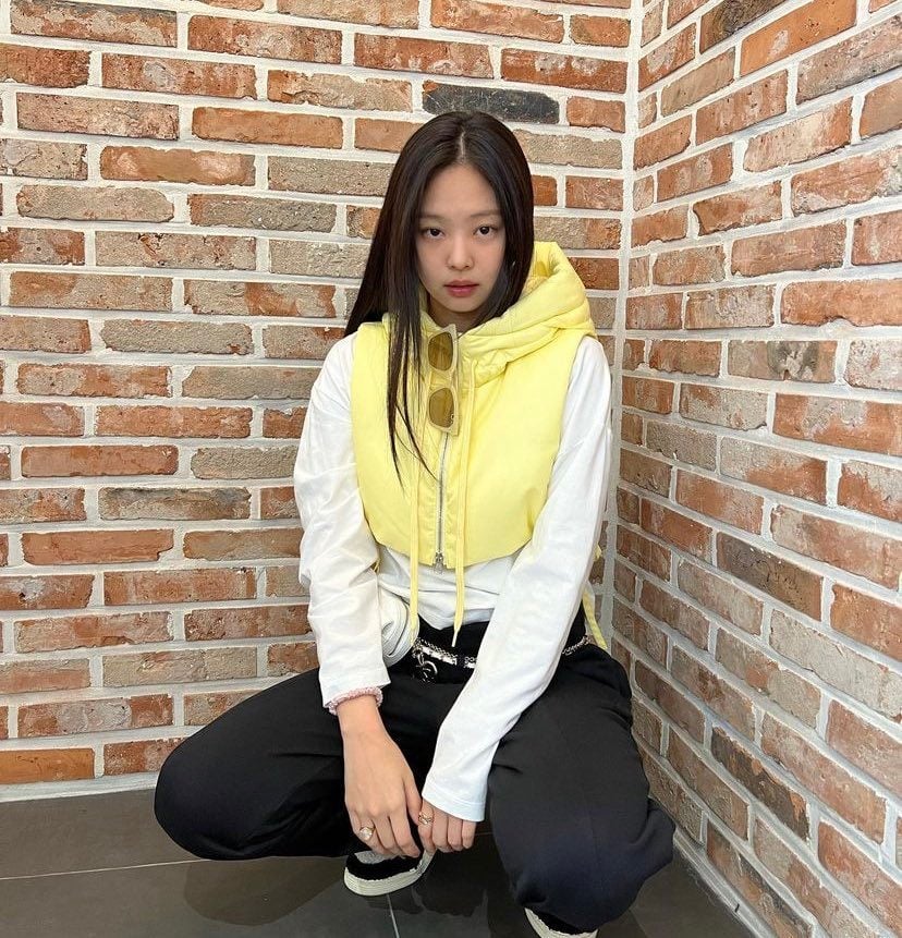 &nbsp;Jennie