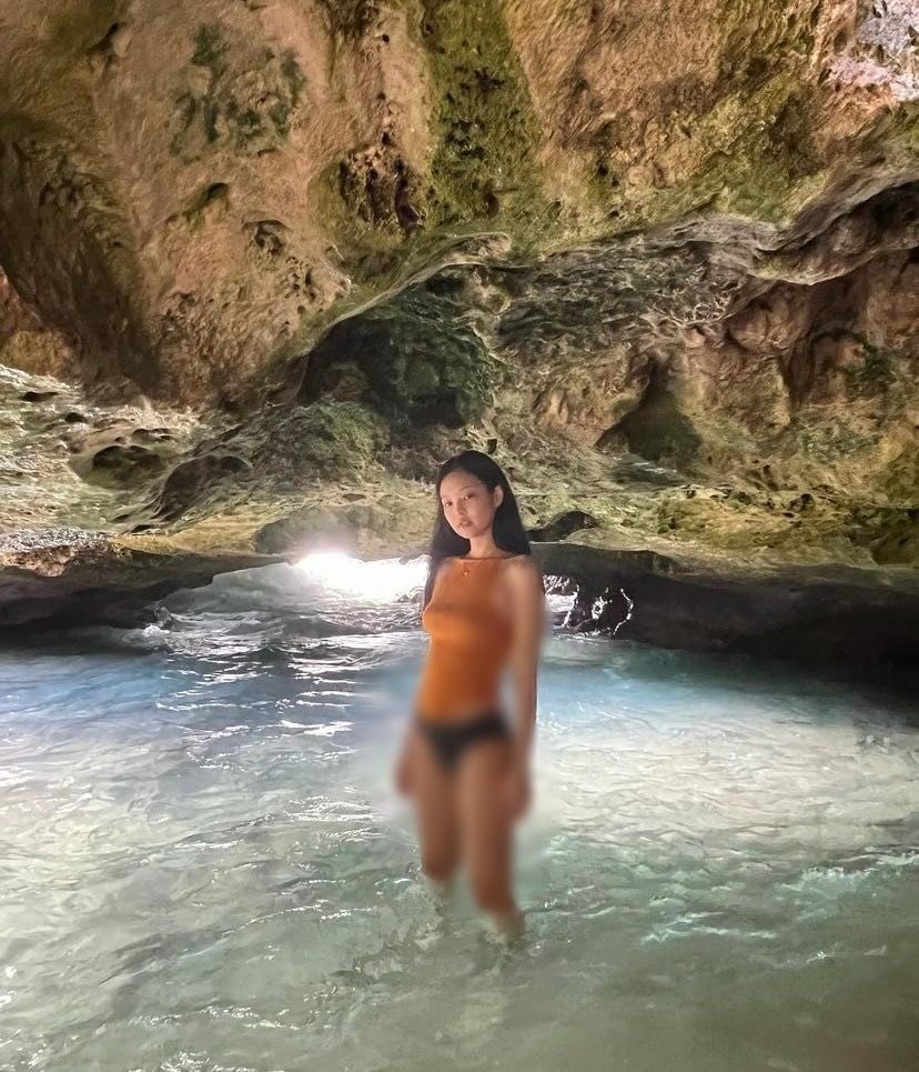 រូបភាពស៊ិ.ច.ស៊ីរបស់ Jennie