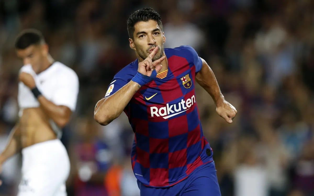 &nbsp; កីឡាករ&nbsp;Luis Suarez
