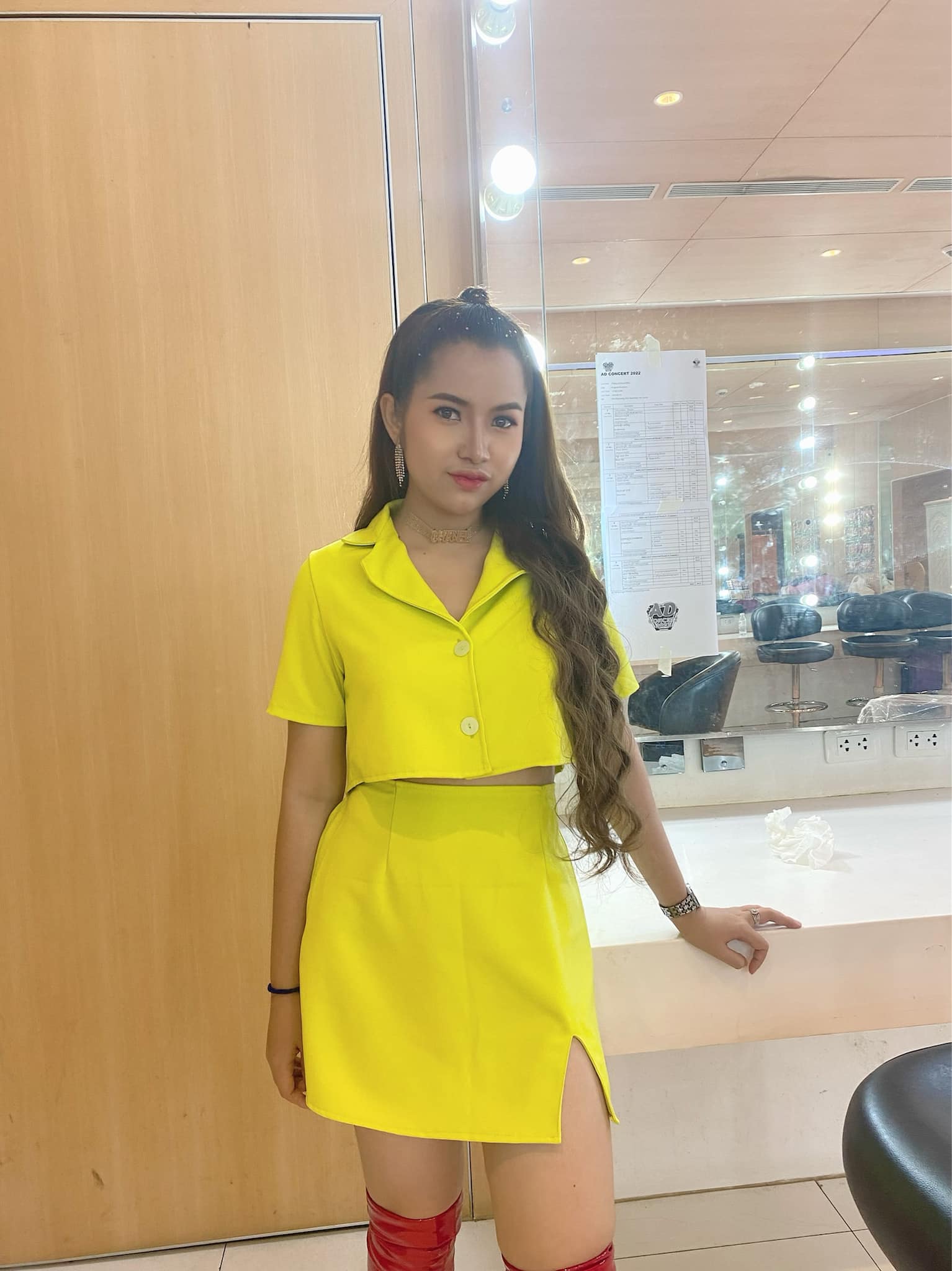 មាស នីតា