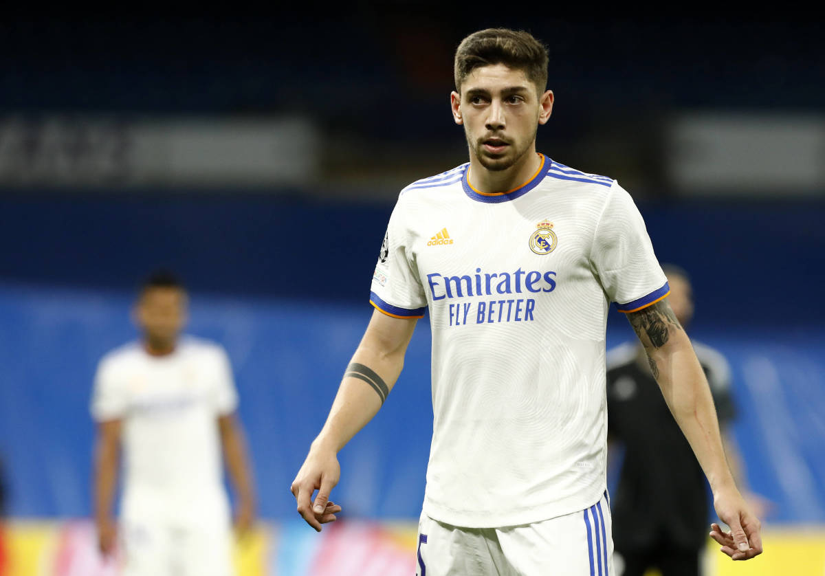 ខ្សែបម្រើ&nbsp;Federico Valverde