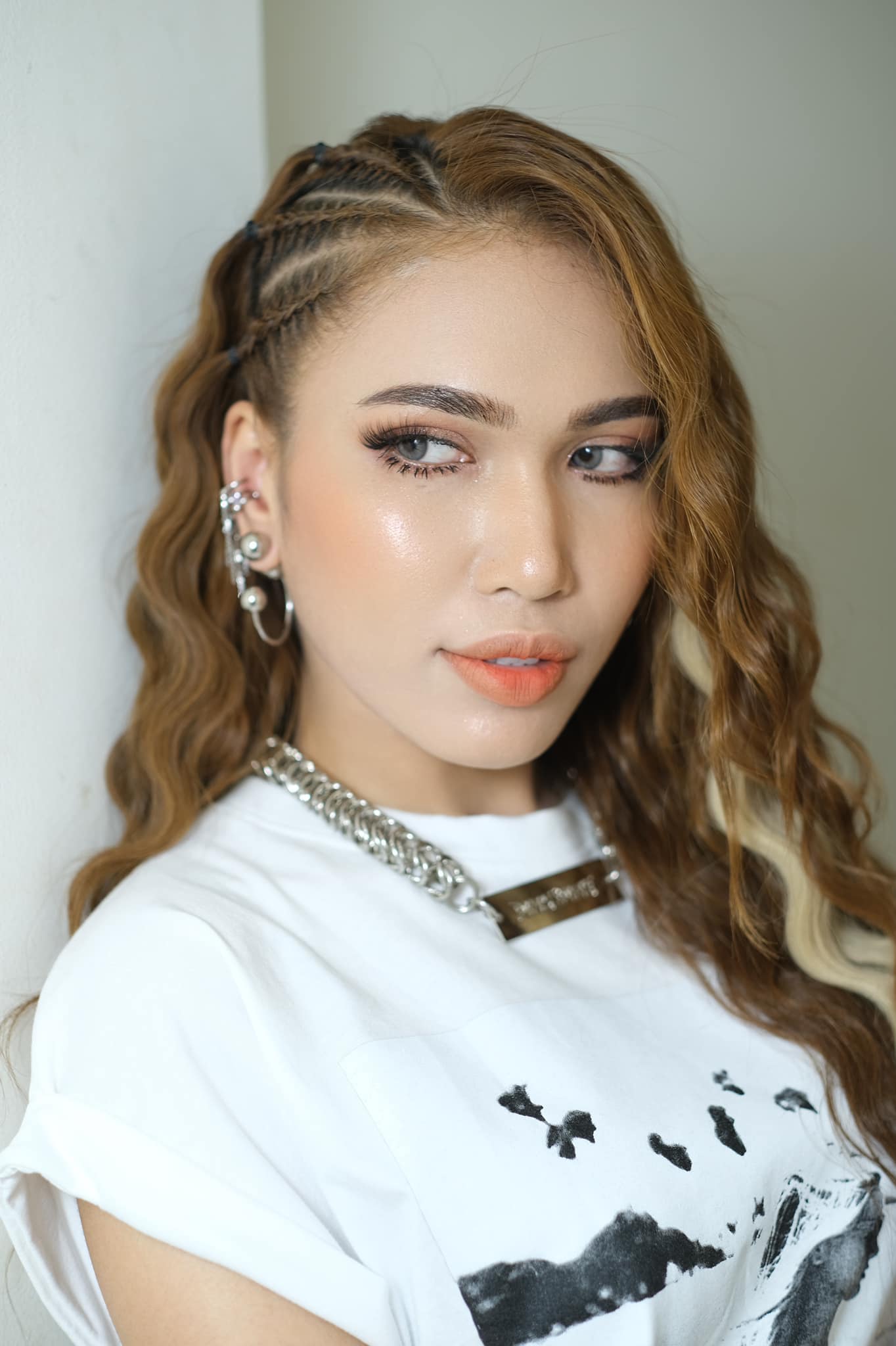 ផន​ ស្រីខួច