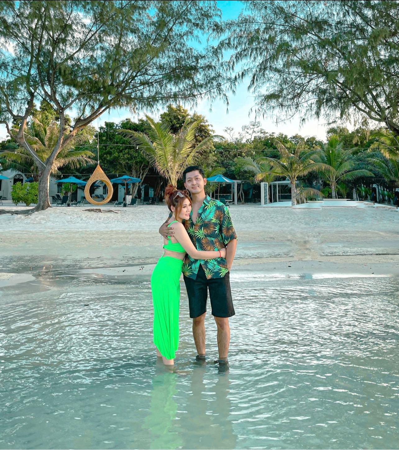 ម៉ុល សារ៉ាវ៉ាន់ និងភរិយា