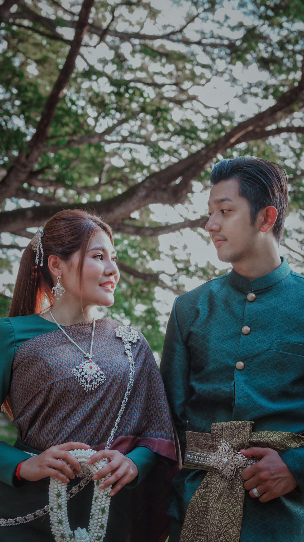 ម៉ុល សារ៉ាវ៉ាន់ និងភរិយា