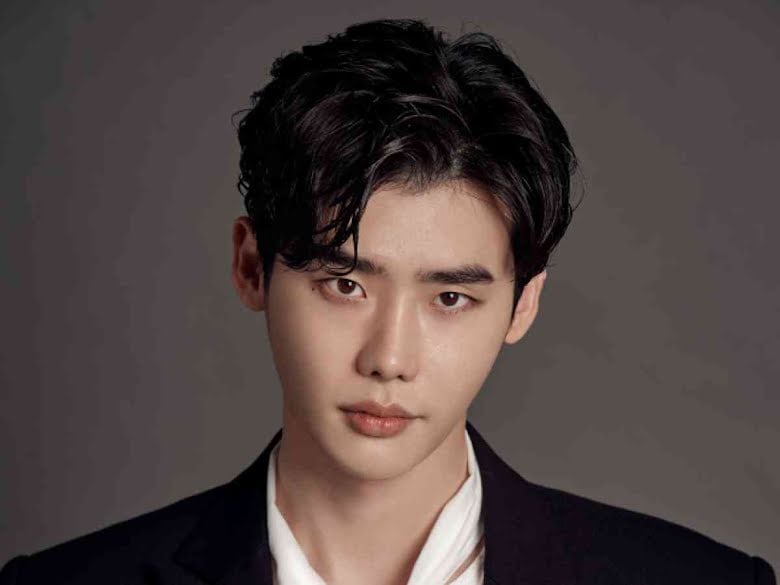 Lee Jong Suk