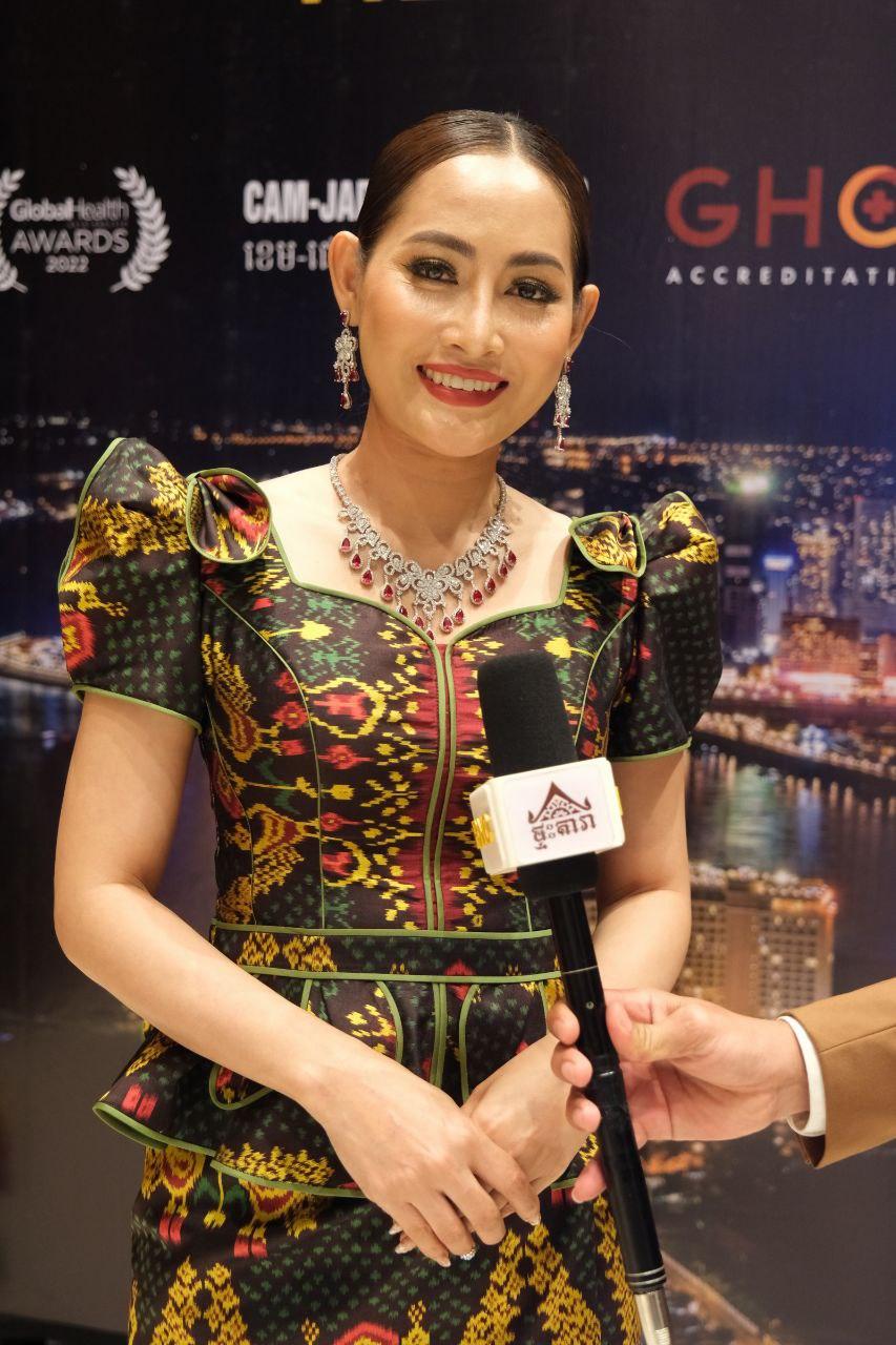 &nbsp;លោកជំទាវ ម៉ន ថារ័ត្ន
