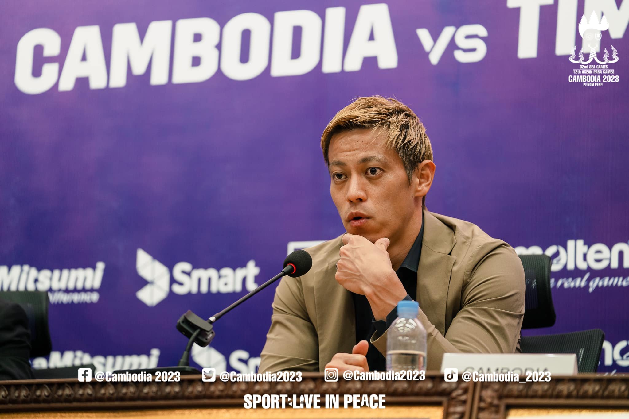 &nbsp; លោក&nbsp;Keisuke Honda