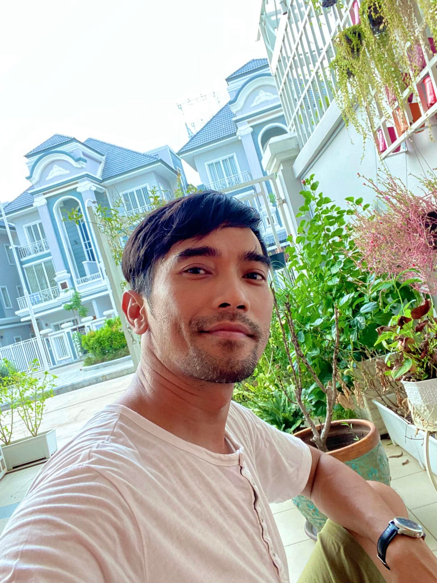 សួន ពិសិដ្ឋ