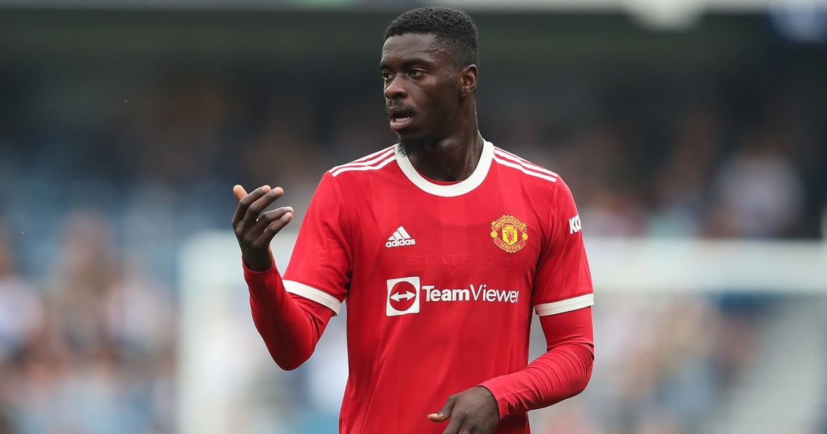 ខ្សែការពារ Axel Tuanzebe