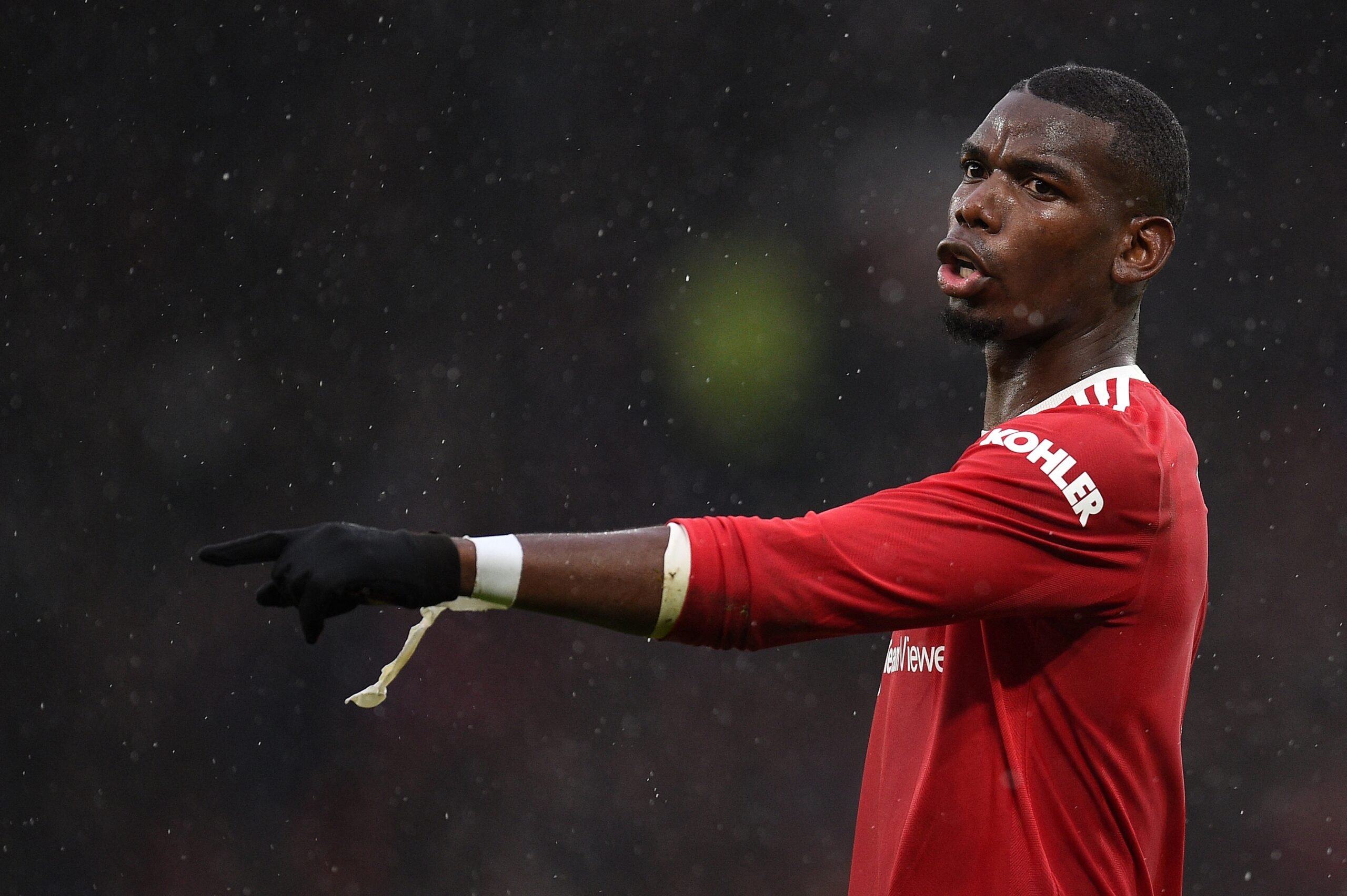 ខ្សែបម្រើ&nbsp;Paul Pogba