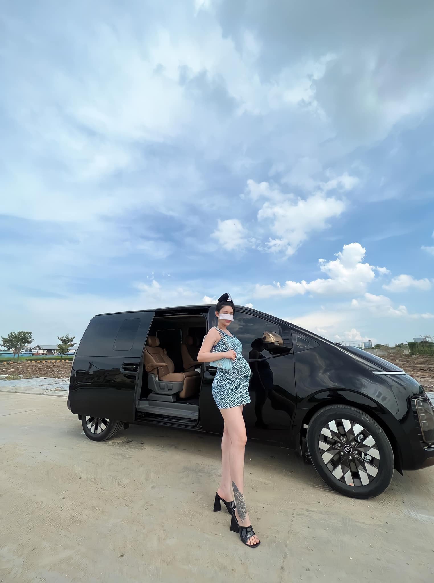 តារាស្រី បេនីយ៉ាំង
