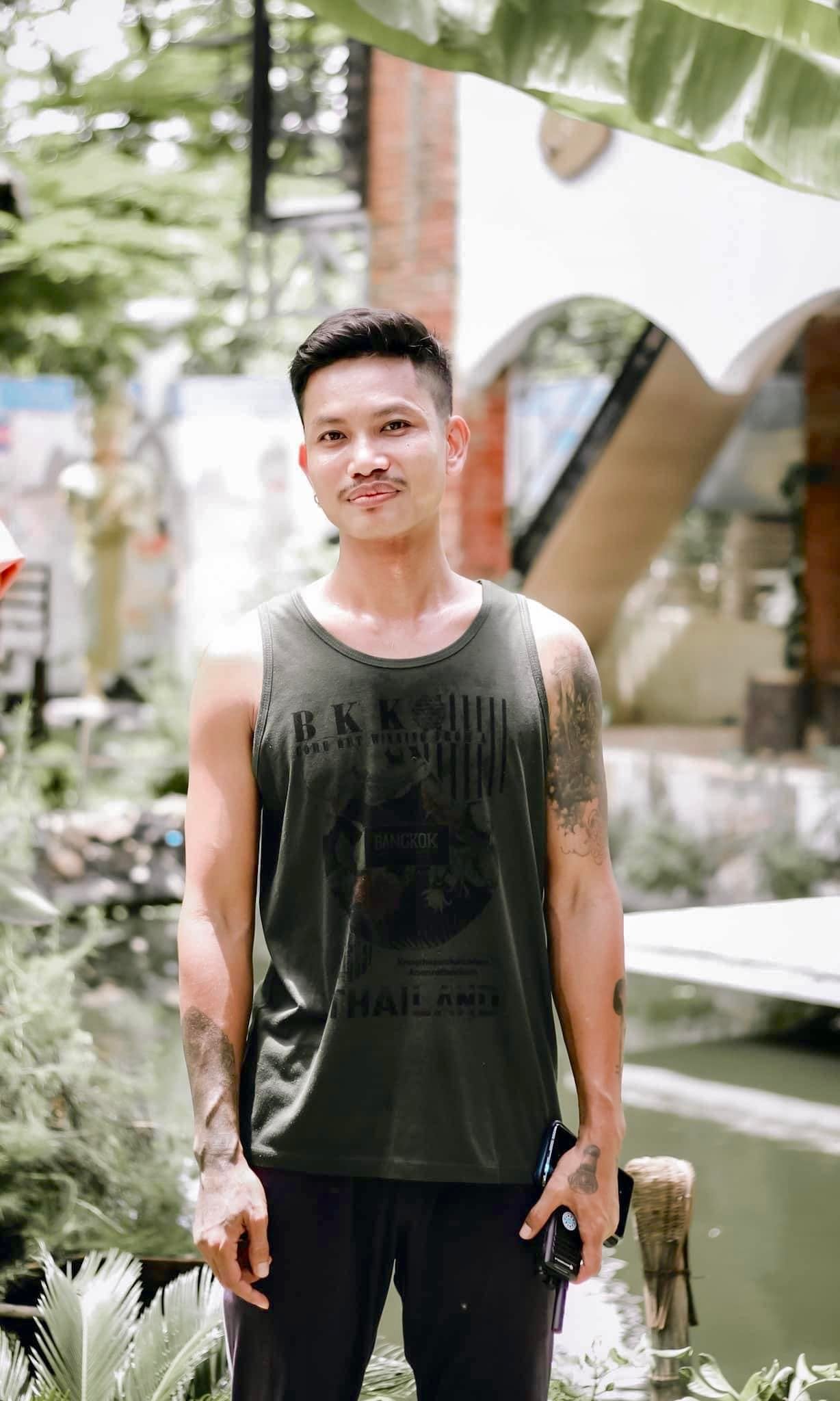 &nbsp; តារាចម្រៀង&nbsp;នេនទុំ