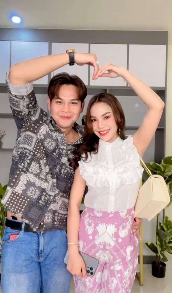 លោក សយ រតនៈ និងកញ្ញា ប៉ាច គីមមួយ