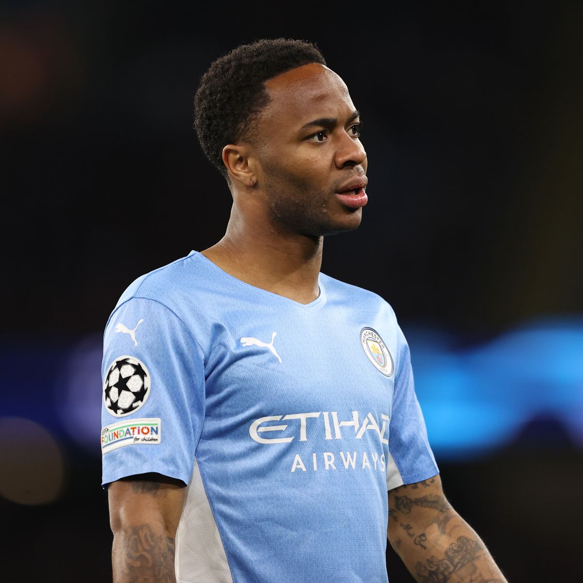 ខ្សែប្រយុទ្ធ&nbsp;Raheem Sterling