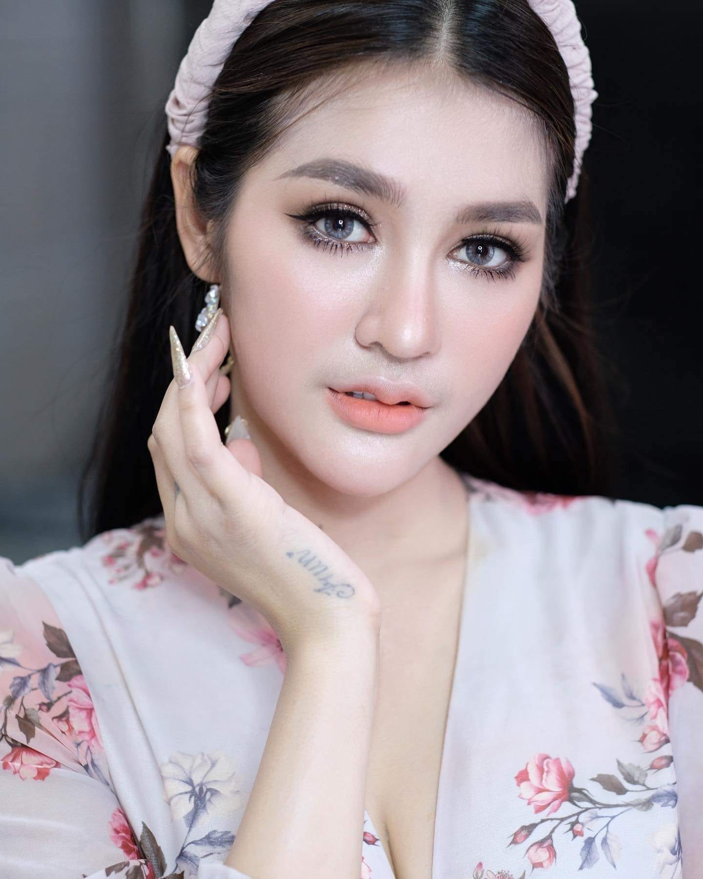 អូនផ្កាយ