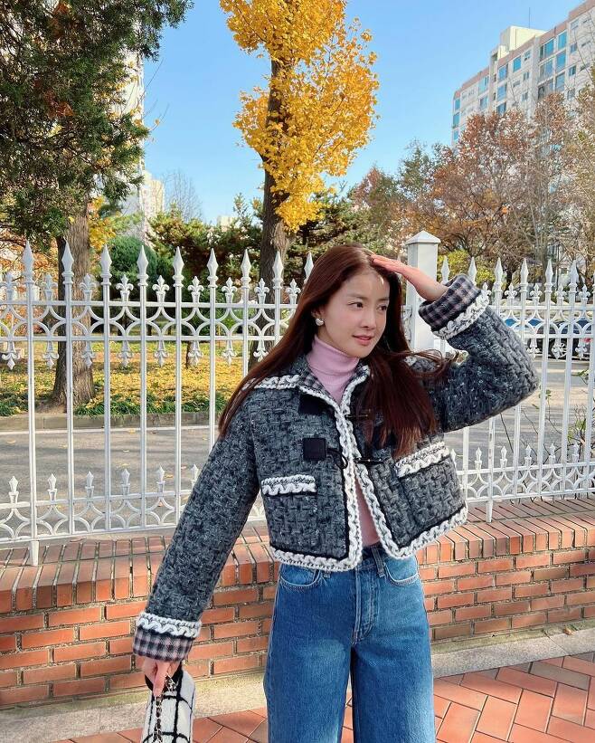 Lee Si Young ពេលនេះ