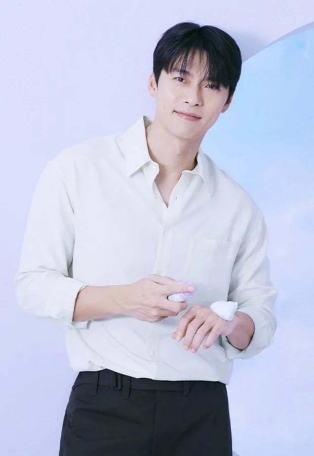 រូបថ្មី Hyun Bin