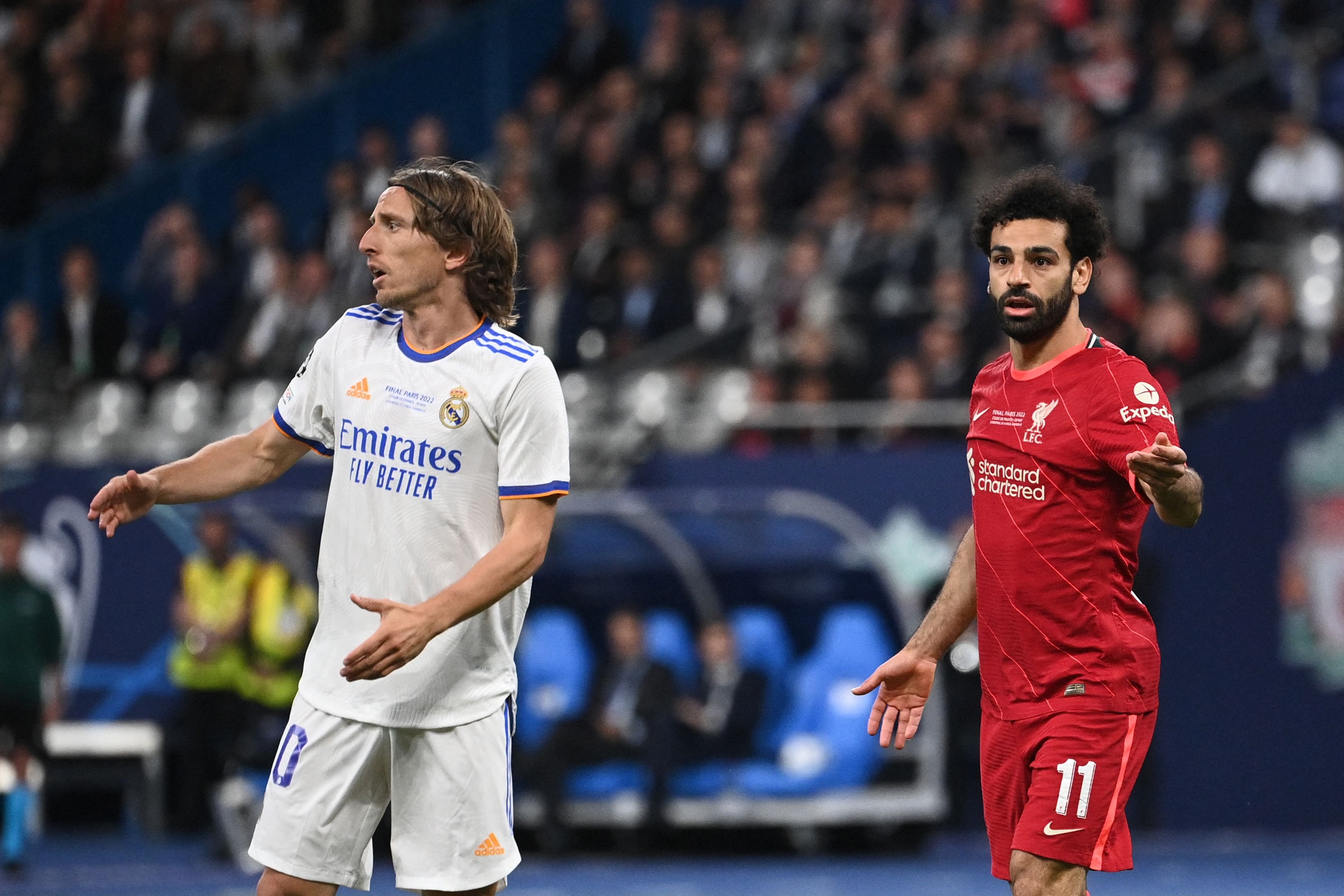 ខ្សែបម្រើ Luka Modric និង Mohamed Salah